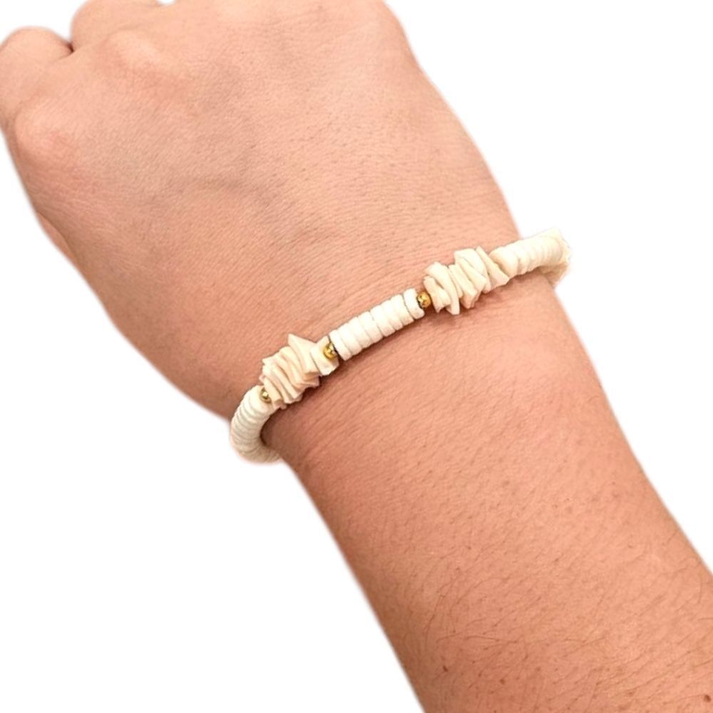 Vintage Puka Shell Gold Bead Bracelet